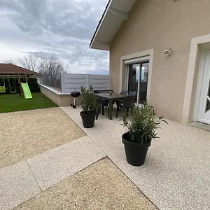 Maison Au Coeur De La Campagne Hébergement de vacances Saint-Romans (Isere)
